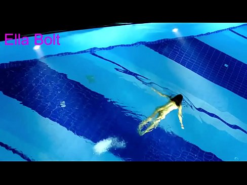 ❤️ Ich kann nicht aufhören zuzusehen, junge Blondine beim Nacktschwimmen im Pool des ELLA BOLT Resorts erwischt Beautiful porn bei de.analizatorkrovi.ru ️❤